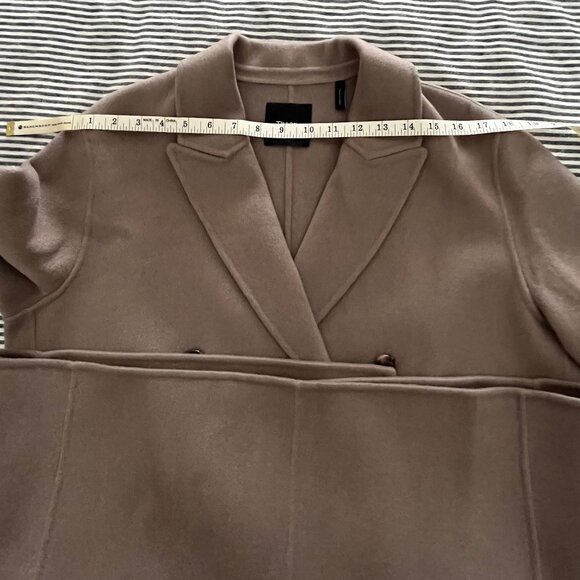Theory Double-breasted wool and cashmere Coat in Taupe - Authentic - Picture 13 of 17